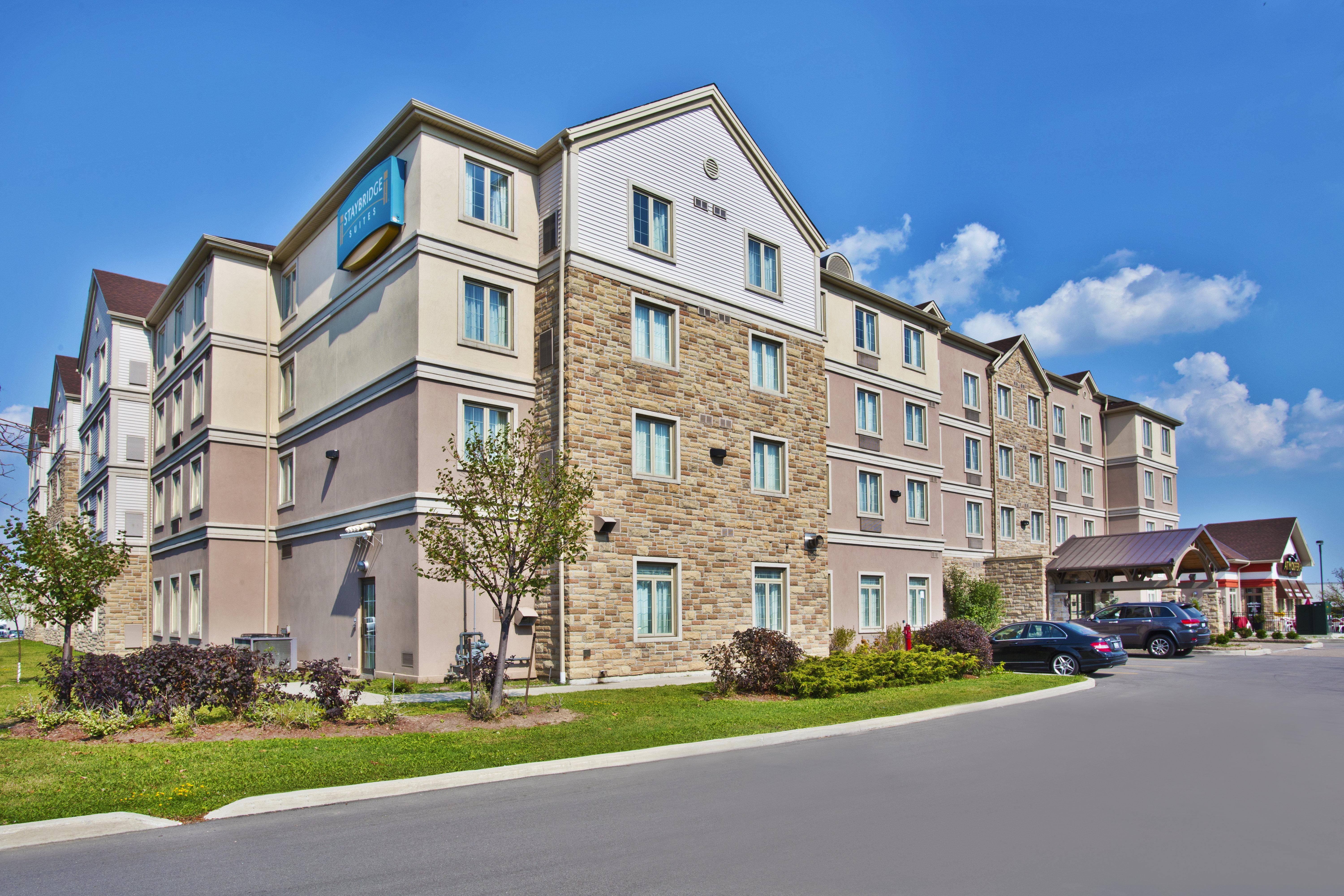 Отель Executive Residency By Best Western Toronto-Миссиссага Экстерьер фото